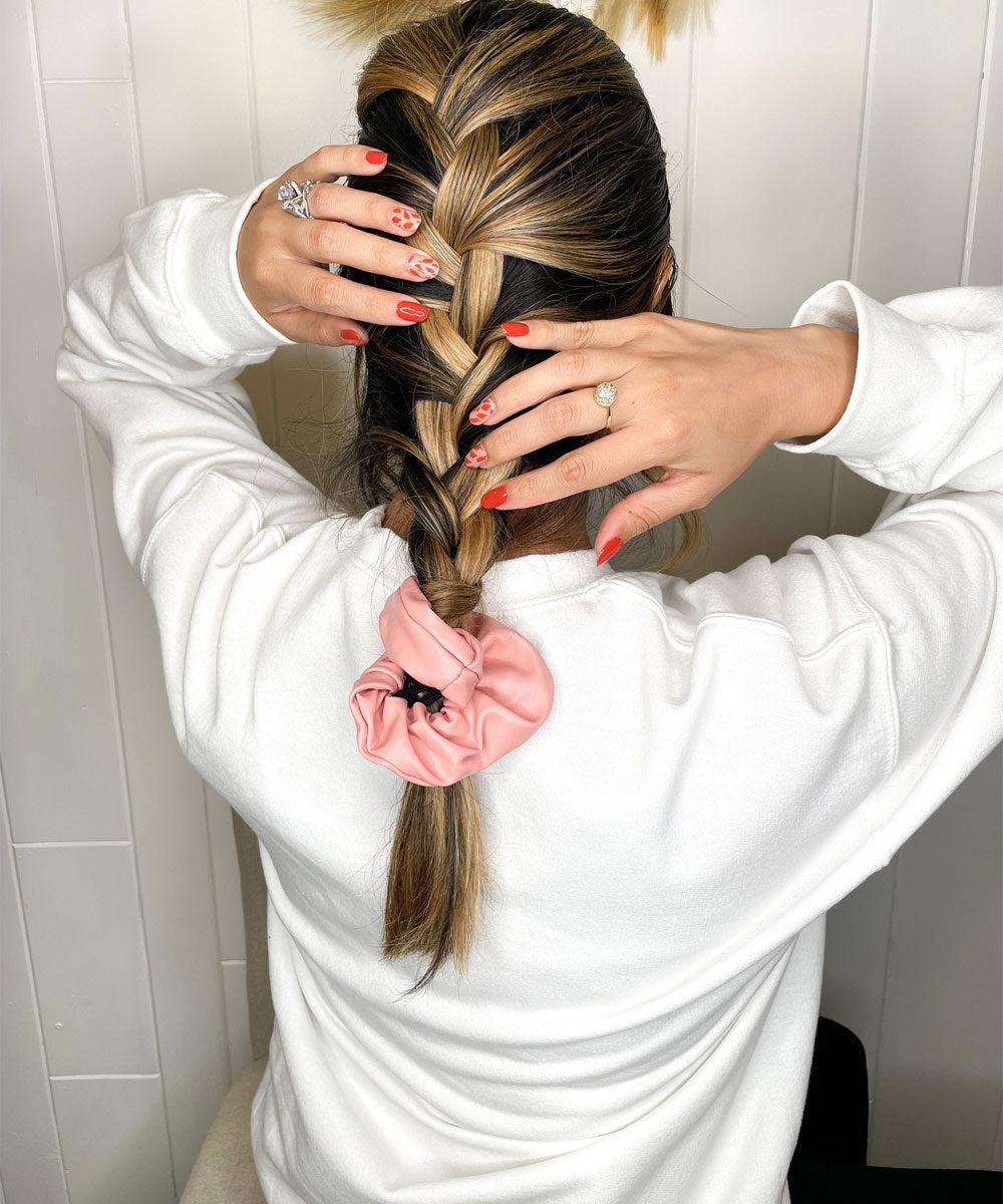 Vegan Faux Leather Scrunchie - Mauve Color